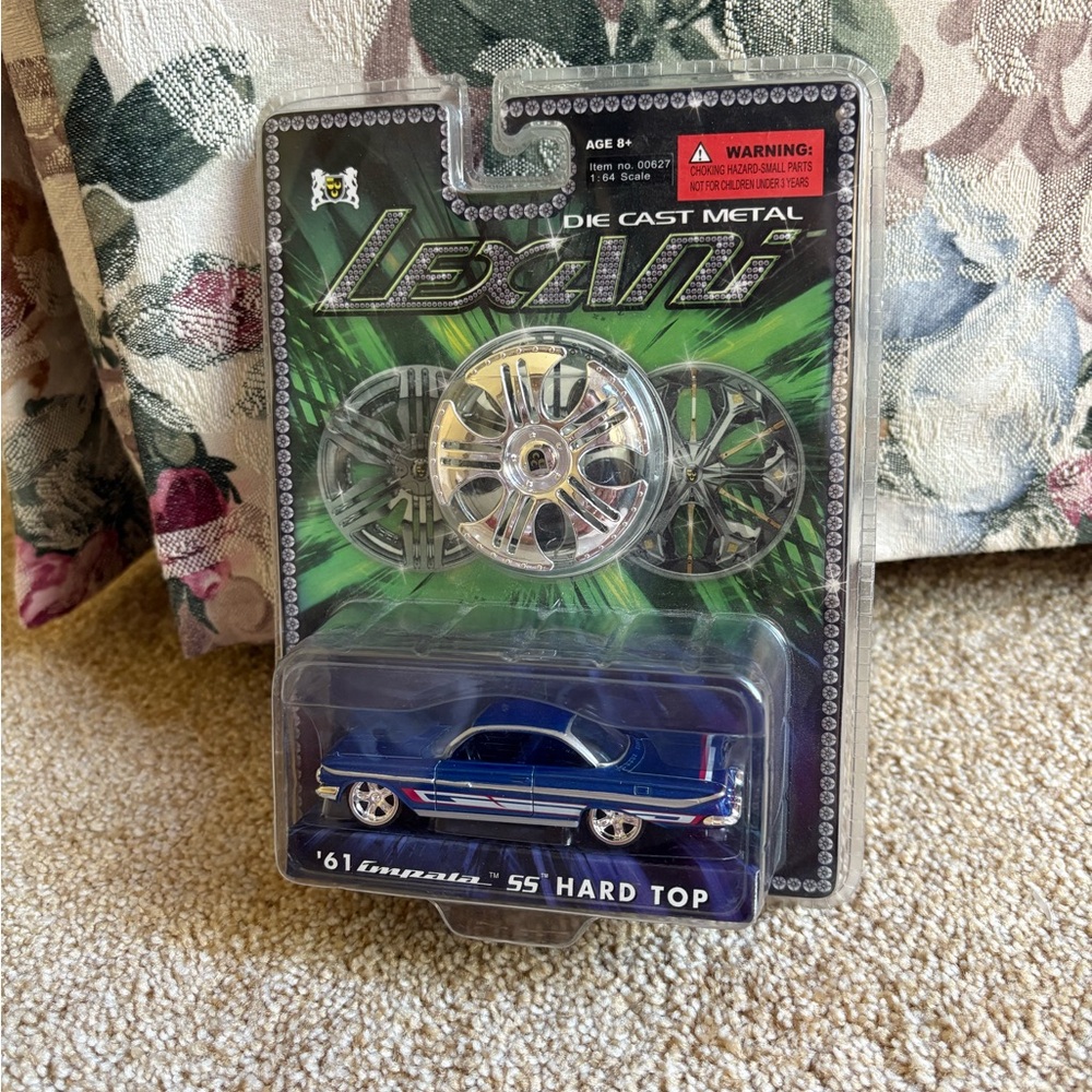 Lexani Die Cast Metal - '61 Impala SS Hard Top